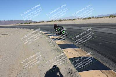 media/Dec-01-2025-Moto Forza (Mon) [[2daa91e15f]]/2-Intermediate Group/Session 4 (Turn 10 Inside)/